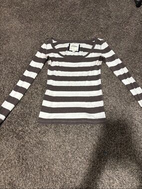 Abercrombie & Fitch White and Brown Striped Long Sleeve Tee